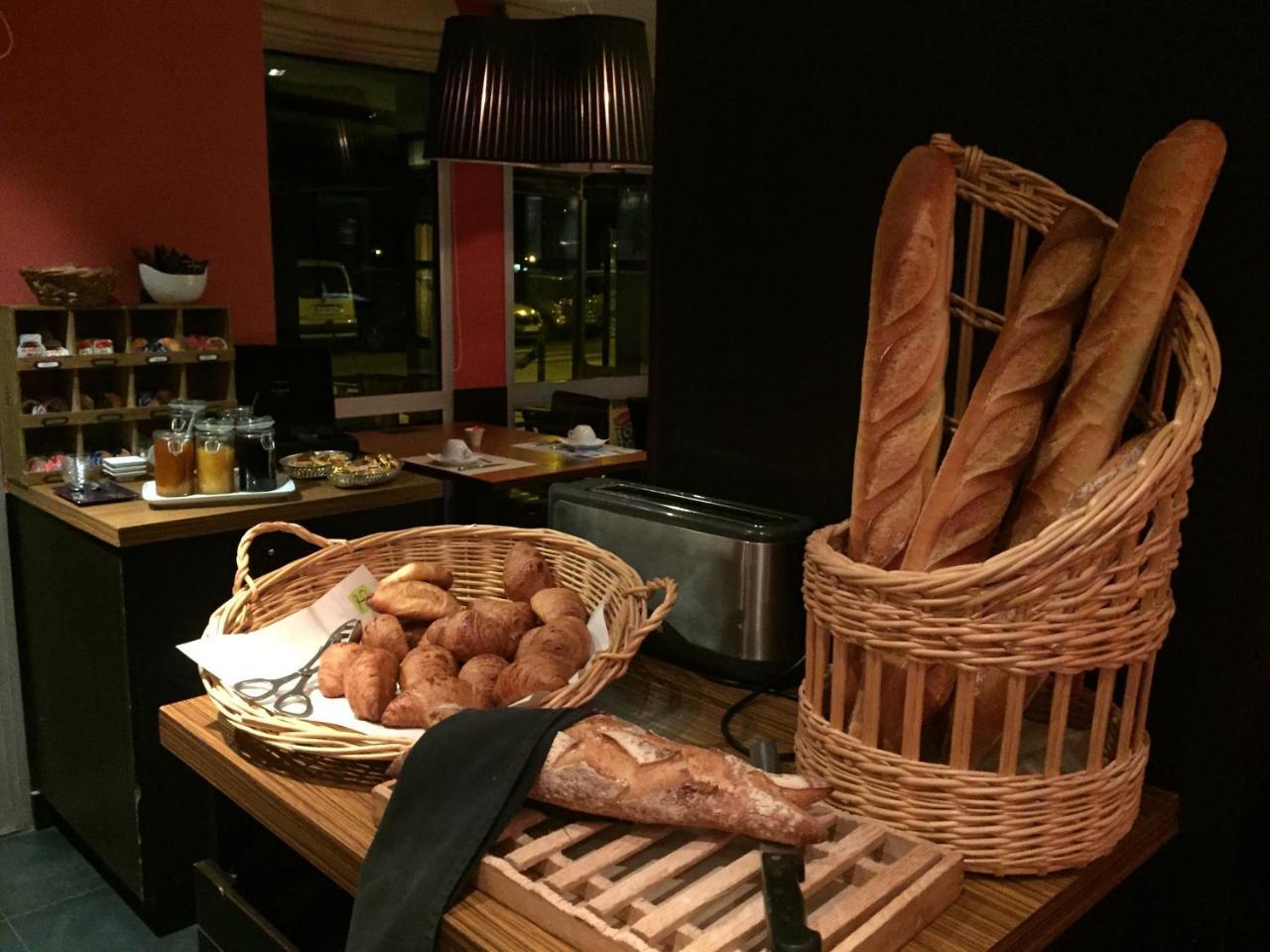 Hotel De France 카마레 쉬르 메르 외부 사진